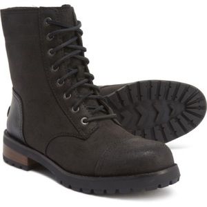 New Ugg Kilmer Boots size 9.5